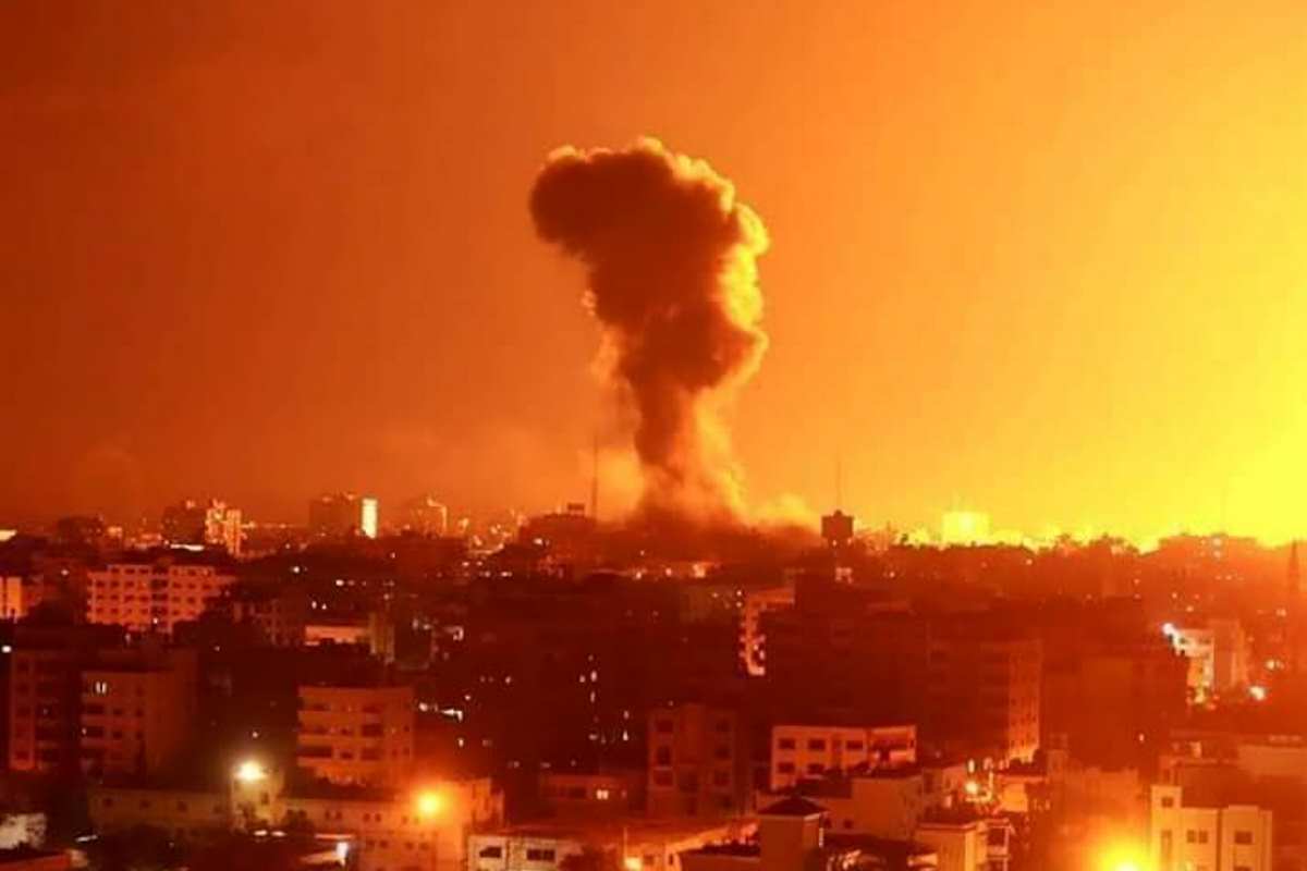 2 maggio, l'aviazione militare israeliana ha lanciato cinque missili su Gaza