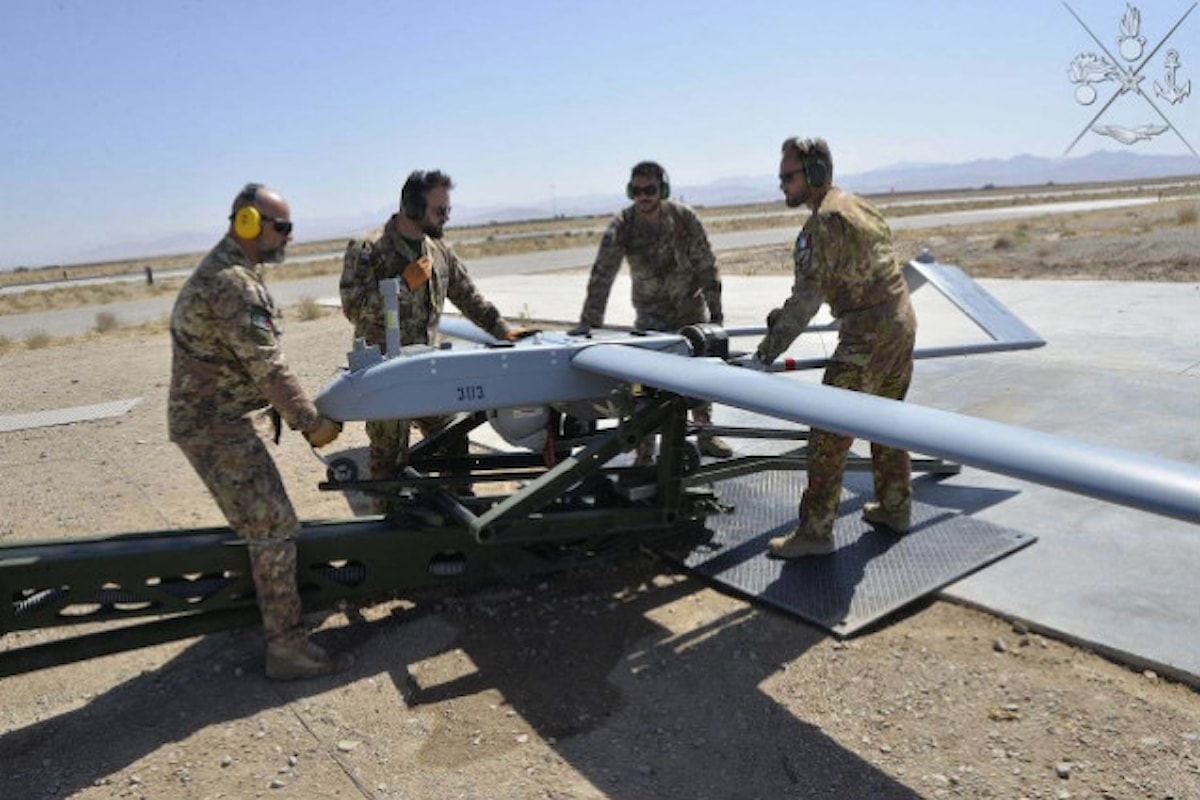 Herat: Shadow 20 dell'Aviazione Esercito Italiano raggiunge traguardo 3000 ore volo missione Afghanistan