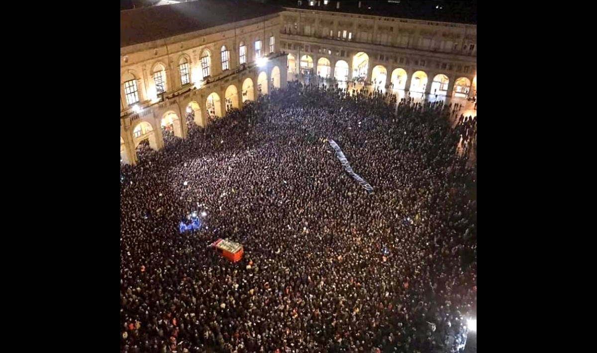 Piazza Maggiore PalaDozza 2-1: Bologna non si lega