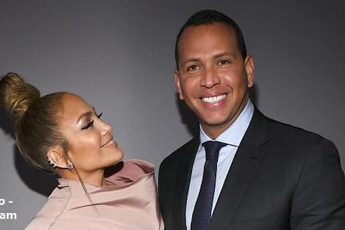 Jennifer Lopez ha rimandato il matrimonio con Alex Rodriguez