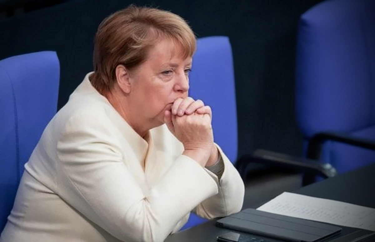 La Merkel non vuole sorprese e con 2mila nuovi casi al giorno introdurrà nuove misure anti contagio