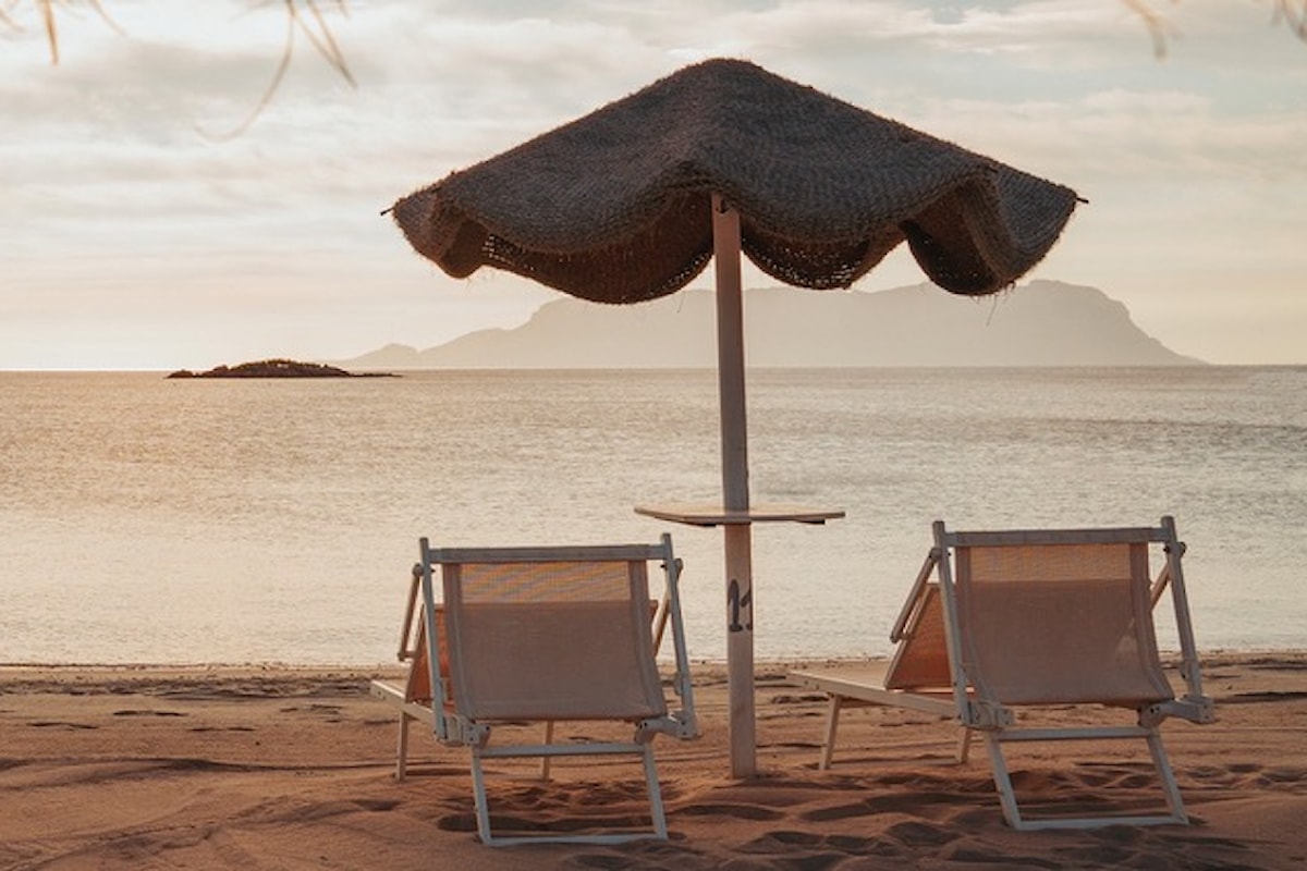 Fino Beach (Cala Sassari / Golfo Aranci): musica, tanto relax e cibo d’eccellenza ‘easy’… on the beach!