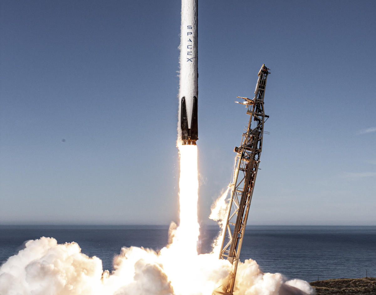 Reuters: in attesa di Ariane 6 ESA avvia colloqui con SpaceX