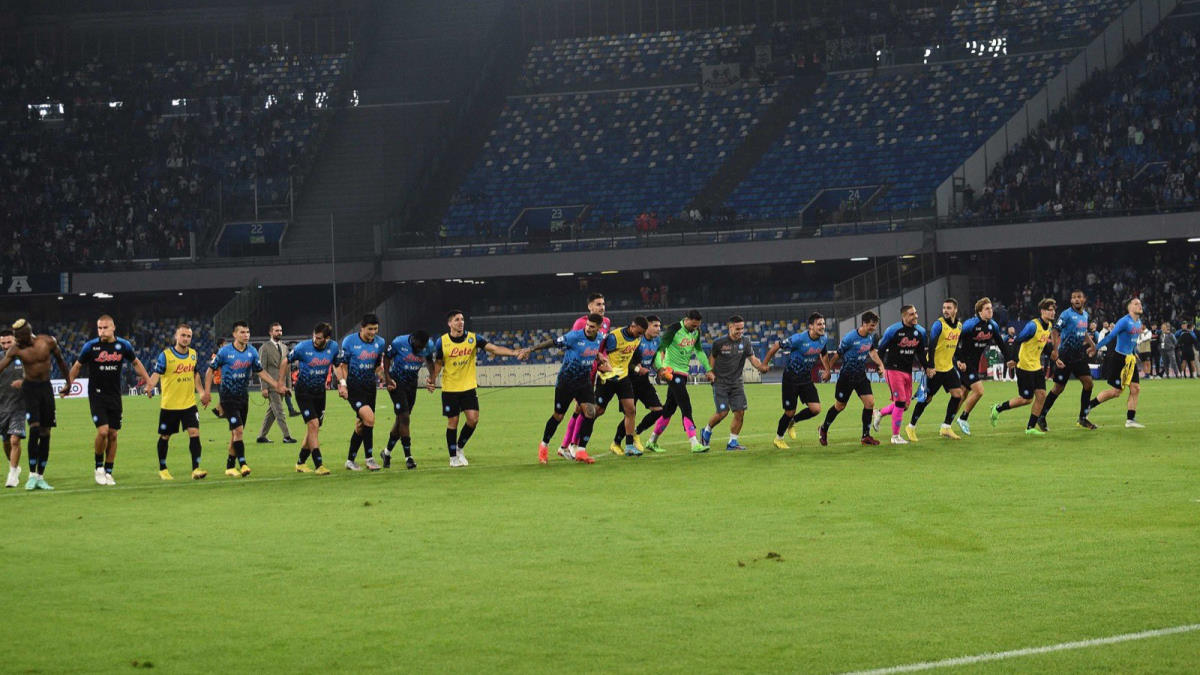 Serie A, con la vittoria sul Bologna per 3-2 il Napoli è di nuovo in vetta alla classifica