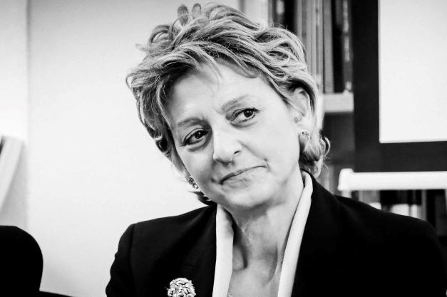 Basta con la timidezza dell'informazione