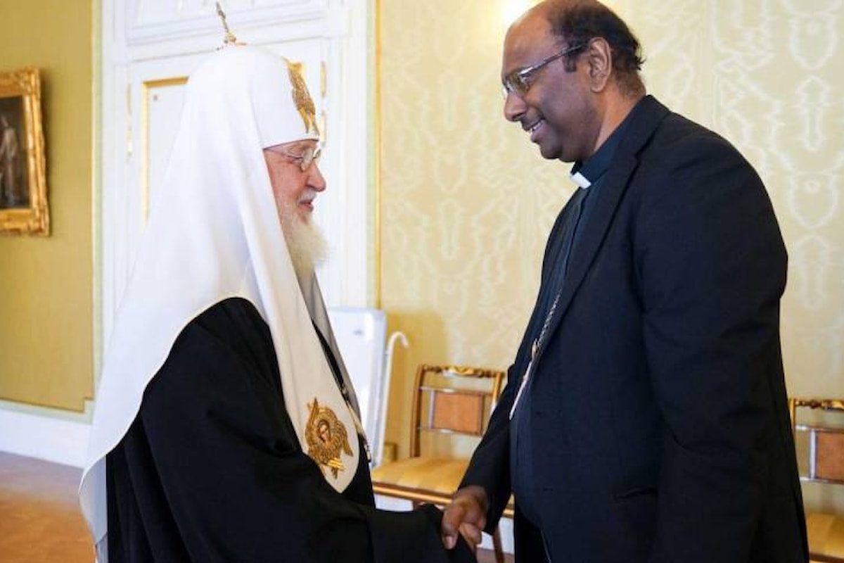 Il segretario generale del Consiglio ecumenico delle chiese in visita a Mosca