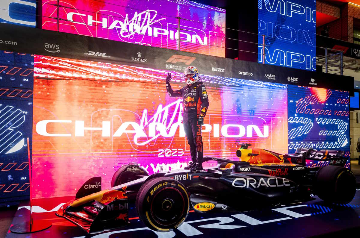 F1, in Qatar con il secondo posto nella gara Sprint Verstappen si aggiudica il terzo titolo consecutivo nel mondiale piloti