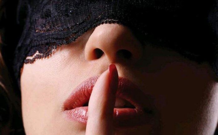 Fare sesso con sconosciuti è la fantasia erotica preferita dagli italiani