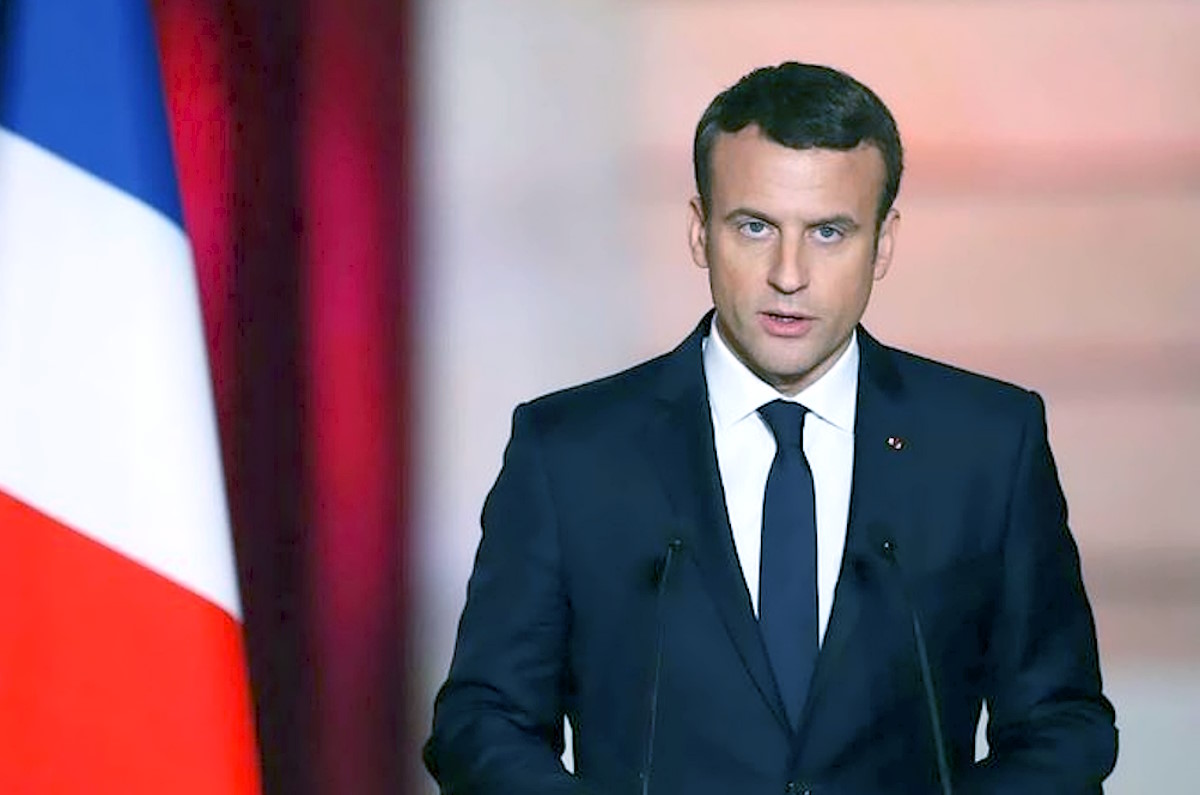 Macron ha ribadito all'Economist che sarà necessario inviare truppe in Ucraina nel caso in cui i russi riuscissero a sfondare il fronte