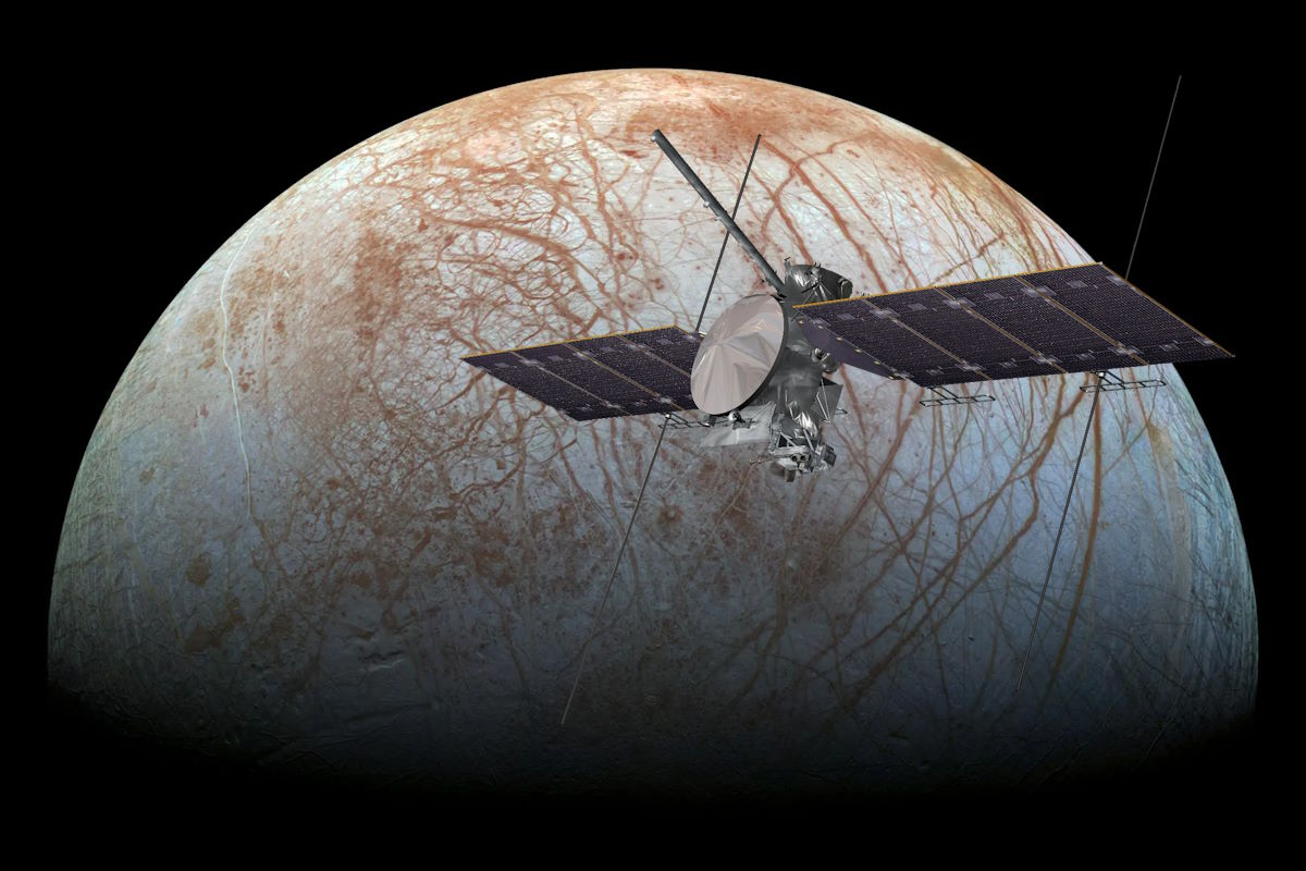 È previsto per il 10 ottobre il lancio della sonda spaziale Europa Clipper