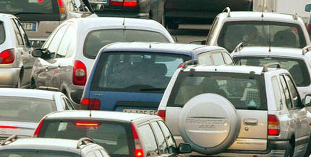Auto euro 3 da cambiare? Con stipendi e pensioni da fame al massimo puoi comprarti una bicicletta