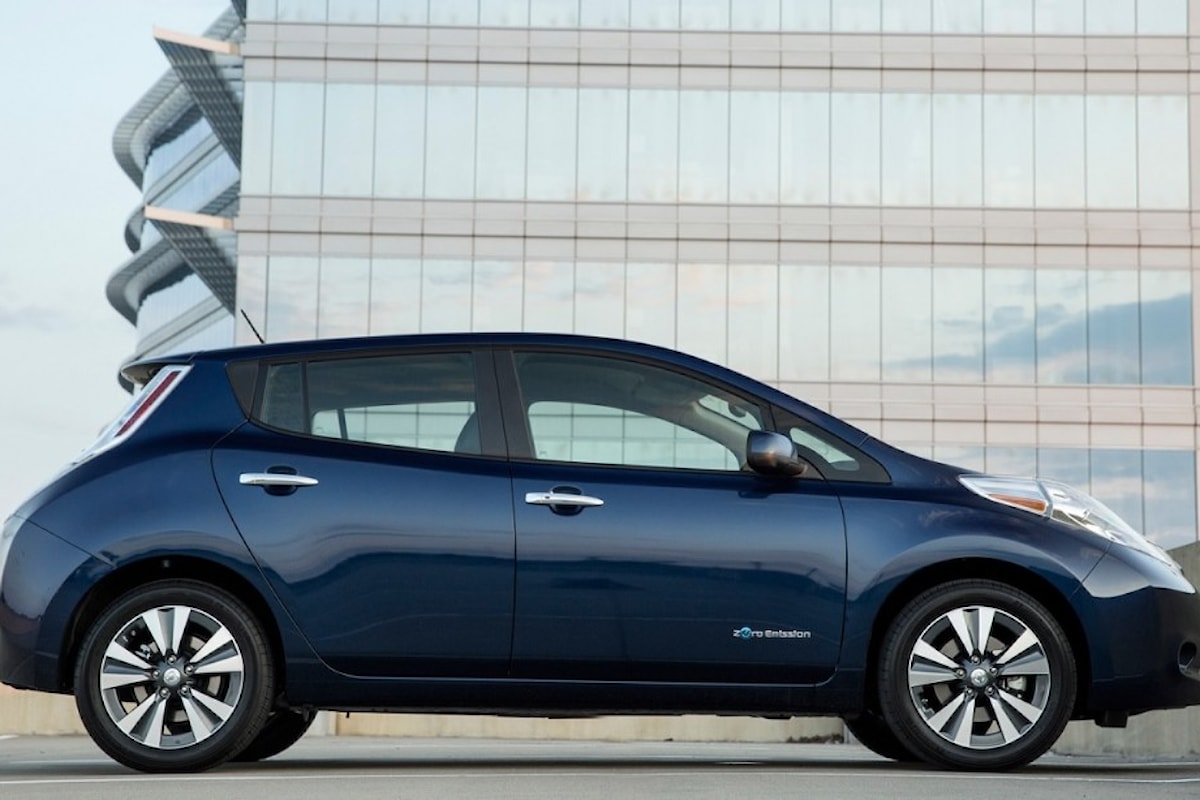 Auto elettrica best seller del 2015 in Italia? Nissan LEAF