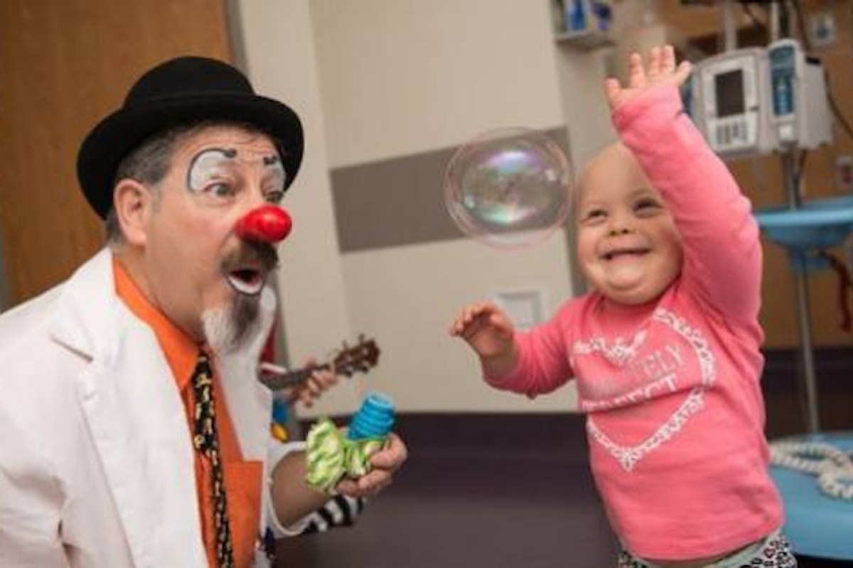 Un sorriso che colora un ospedale