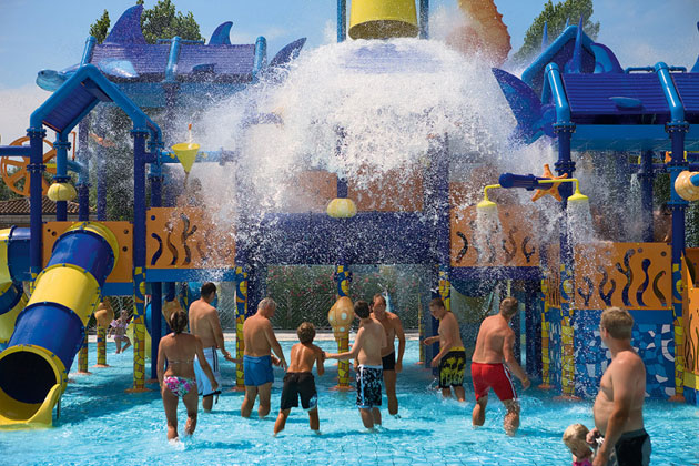 Camper.it e Campeggi.com incoronano i 10 migliori camping e villaggi con parco acquatico