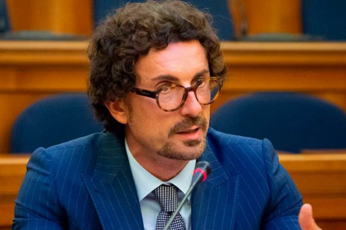 L'infantile Toninelli replica ad Autostrade ovvero come trasformare una tragedia in propaganda
