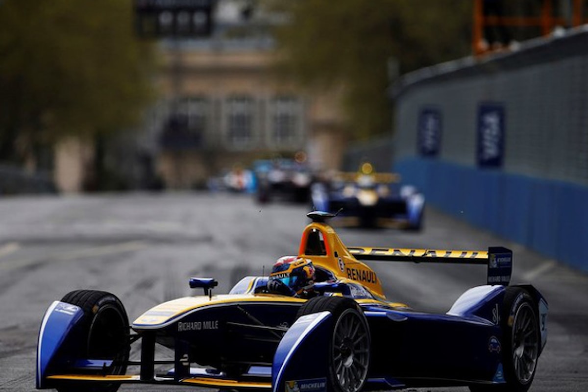 Buemi si aggiundica l'ePrix di Berlino di Formula E! Dietro Abt e Di Grassi.