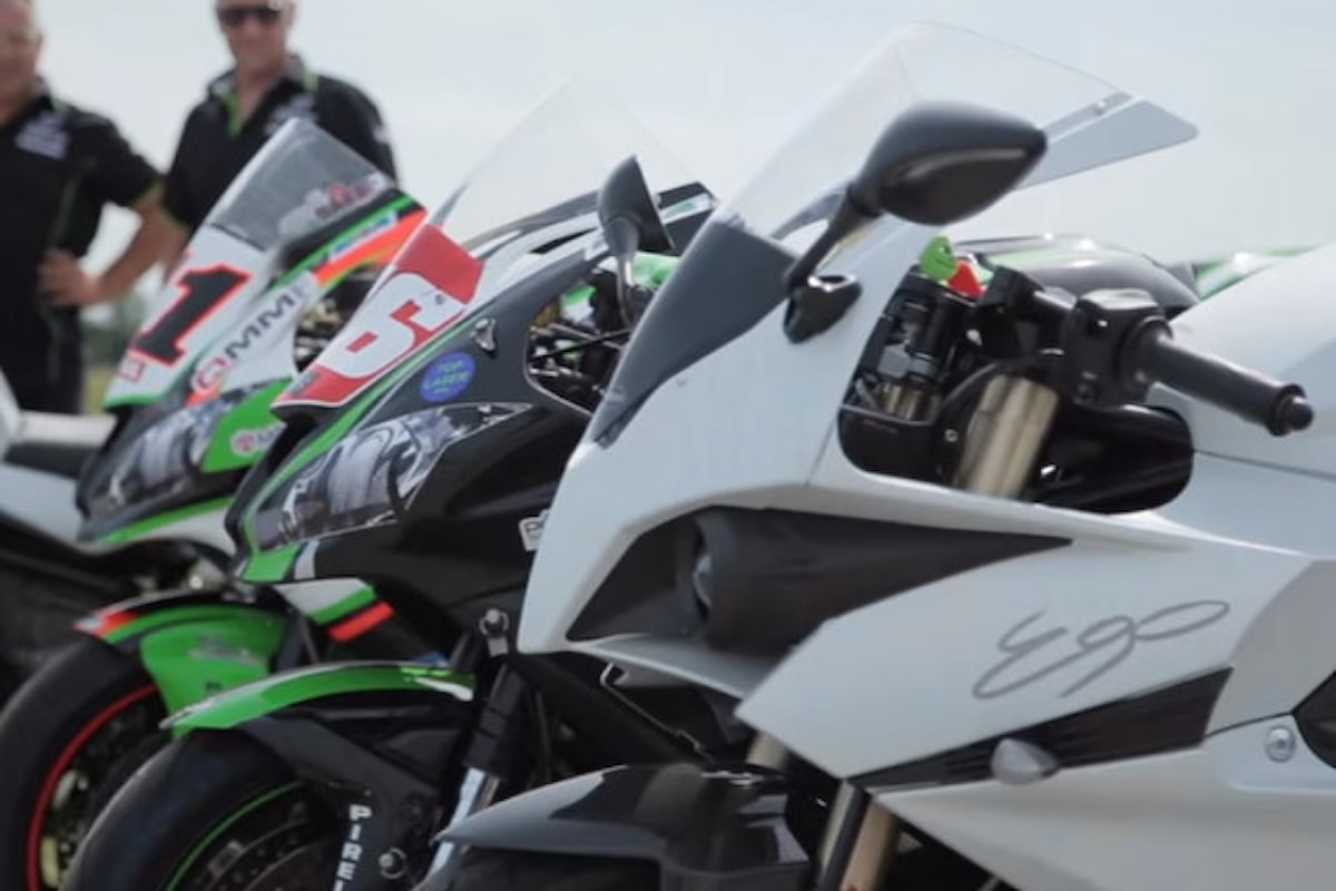 Energica Ego in una sfida di accelerazione contro Kawasaki ZX-10R e Lamborghini Gallardo