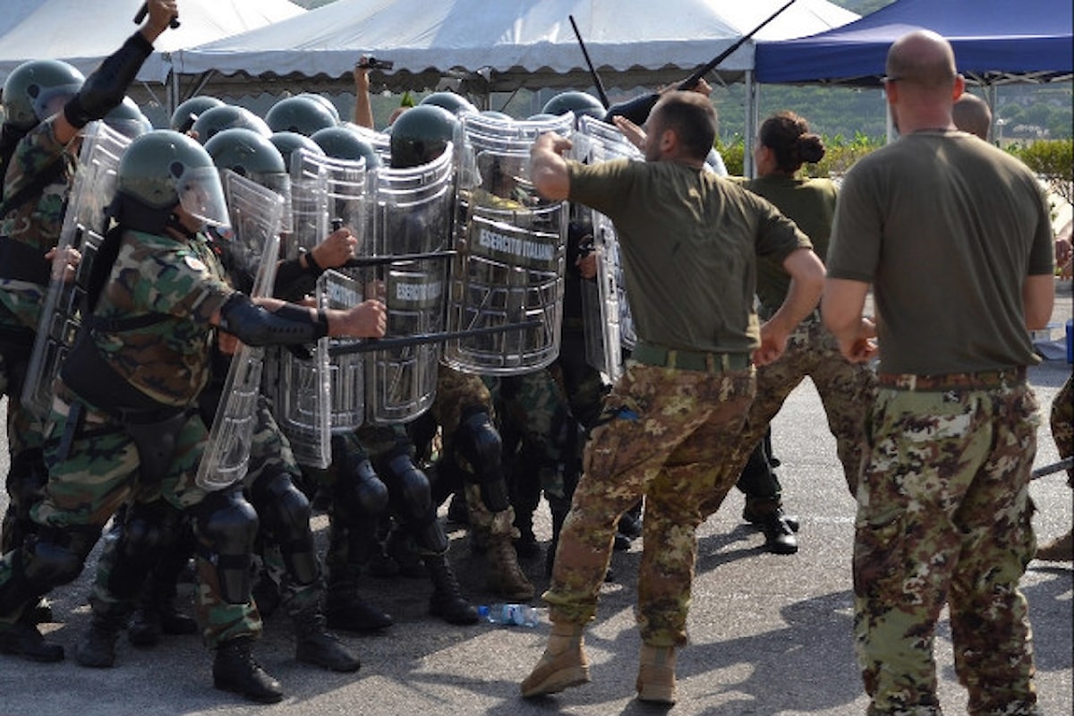 Libano:militari italiani di Unifil addestrano esercito libanese a tecniche controllo folla