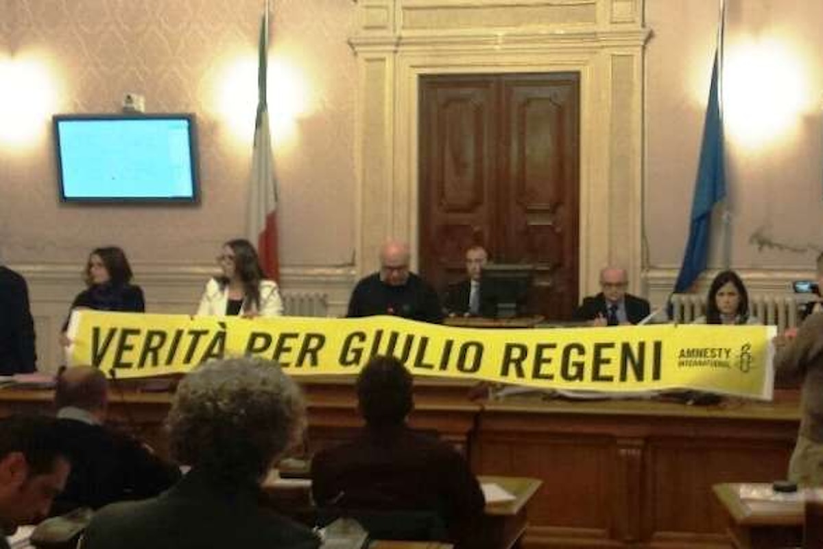 Faccia pressioni sull'Egitto. Il governo italiano messo alle strette dai genitori di Regeni