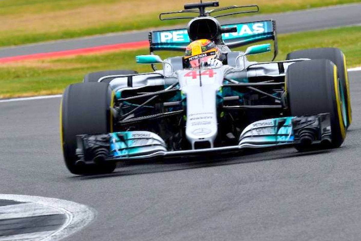 Formula 1 2017. A Silverstone Hamilton conquista la pole numero 66 della sua carriera