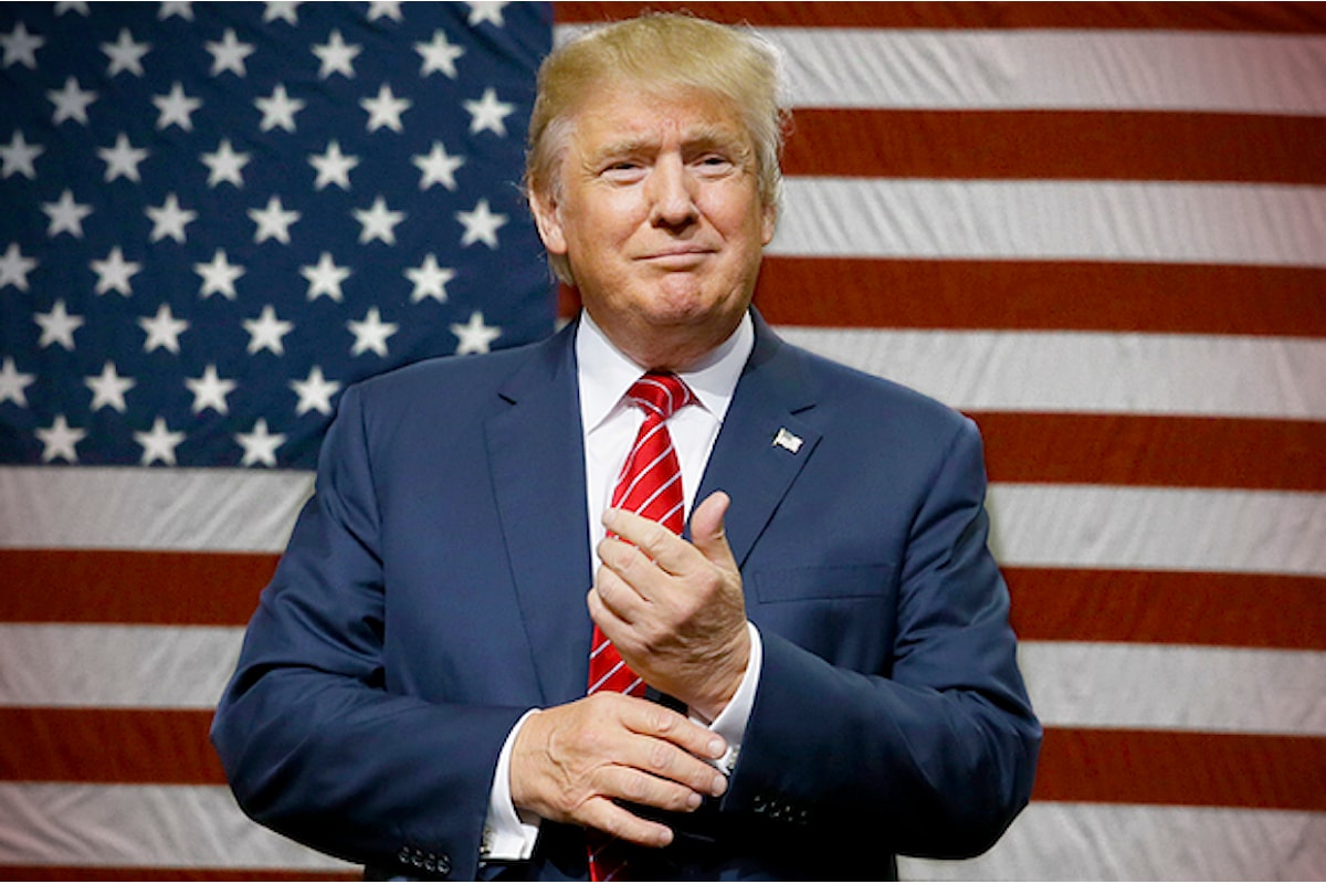 Donald Trump è il 45° presidente degli USA, l'America non sa come sia potuto accadere