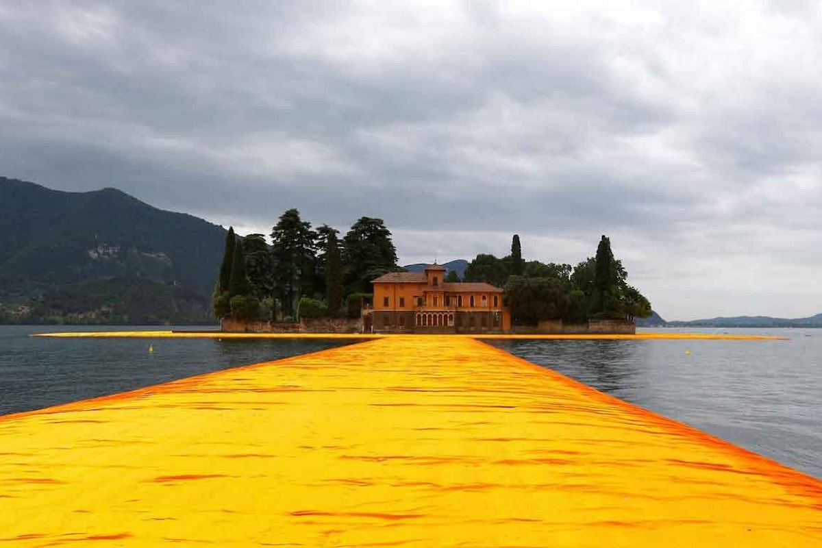 Gala dinner d'estate in onore del Floating Piers